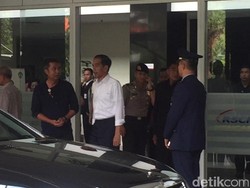 Jokowi Doakan Ustaz Arifin Ilham Cepat Sembuh dan Kembali Berdakwah