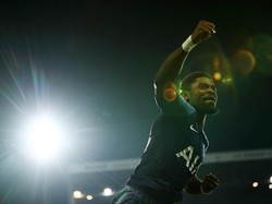 Pemain Pantai Gading Serge Aurier menempati posisi bek kanan. Bersama Tottenham Hotspur, Aurier mampu finis ketiga klasemen Premier League. Foto: Clive Brunskill/Getty Images