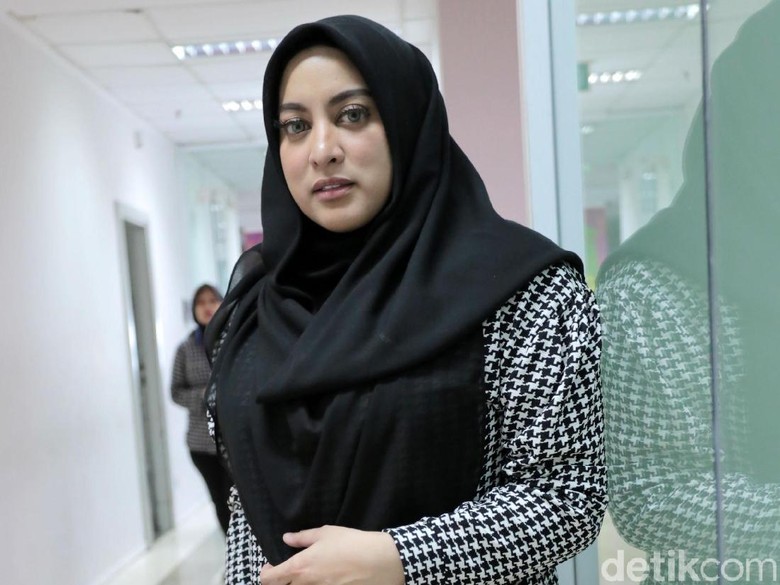 Blak-blakan Jane Shalimar soal Berani Maju dan Bela Vanessa Angel Blak-blakan Jane Shalimar soal Berani Maju dan Bela Vanessa Angel