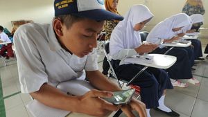 Serunya Lomba Matematika dengan Metode Gasing