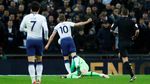 Penalti Kane Tumbangkan Chelsea