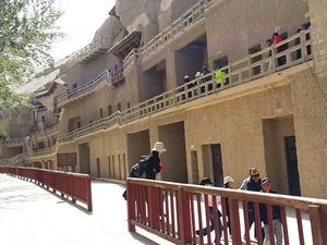 Gua Ribuan Buddha di China yang Jadi Pusat Pertemuan Jalur Sutera