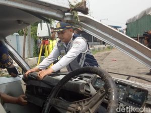 Polisi Sebut Kecelakaan KA Jayabaya Vs Mobil Akibat Kelalaian Sopir