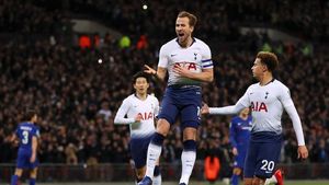 Penalti Kane Tumbangkan Chelsea