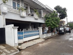 Rumah Pimpinan KPK Diteror Bom Molotov, Polisi Cek CCTV Rumah Pimpinan KPK Diteror Bom Molotov, Polisi Cek CCTV