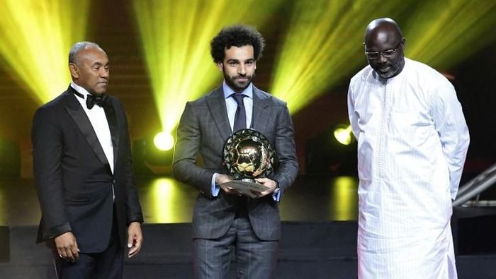 Mohamed Salah meraih penghargaan Pemain Terbaik Afrika 2018(Foto: SEYLLOU / AFP) Mohamed Salah meraih penghargaan Pemain Terbaik Afrika 2018(Foto: SEYLLOU / AFP)