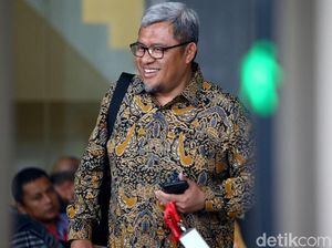 Bareskrim Periksa Aher Terkait Kasus Dugaan Korupsi BJB Syariah Bareskrim Periksa Aher Terkait Kasus Dugaan Korupsi BJB Syariah