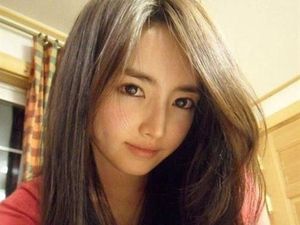 Viral Guru Tercantik di Korea Bikin Nggak Mau Bolos Sekolah