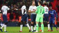 Tottenham akan gantian melawat ke markas Chelsea di Stamford Bridge untuk pertandingan leg kedua pada 24 Januari. Foto: Clive Rose/Getty Images