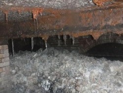 Limbah Lemak Sepanjang 6 Bus Tingkat Ditemukan di Kota Sidmouth Inggris