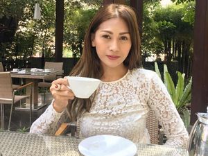 Tata Janeeta Daftarkan Gugatan Cerai 2 Minggu Lalu Tata Janeeta Daftarkan Gugatan Cerai 2 Minggu Lalu