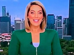 Tampil di TV, Presenter Berita Viral karena Bentuk Jaketnya Mirip Penis