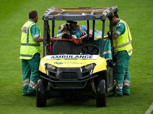 Bernardo yang Apes: Sudah Cedera, Terlindas Mobil Tim Medis Pula