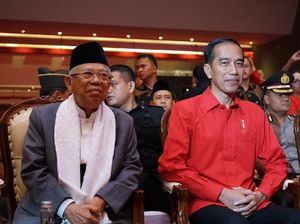 Jokowi-Maruf Amin Salat Magrib di Istana Sebelum Debat Pilpres Jokowi-Maruf Amin Salat Magrib di Istana Sebelum Debat Pilpres