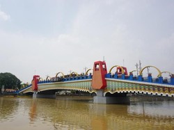 Jembatan Berendeng yang Instagramable di Tangerang