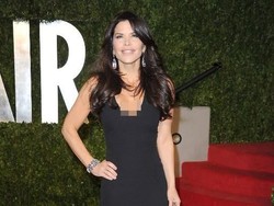 Selingkuh dengan Pria Terkaya Dunia, Artis Ini Cerai Usai Menikah 14 Tahun