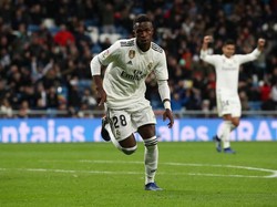 Vinicius Junior mungkin jadi salah rekrutan muda yang terbilang meroket dengan cepat. Pemain Brasil berusia 19 tahun itu didatangkan dari Flamengo dengan banderol 45 juta euro pada Mei 2017 sebelum benar-benar gabung setahun setelahnya. (Reuters)