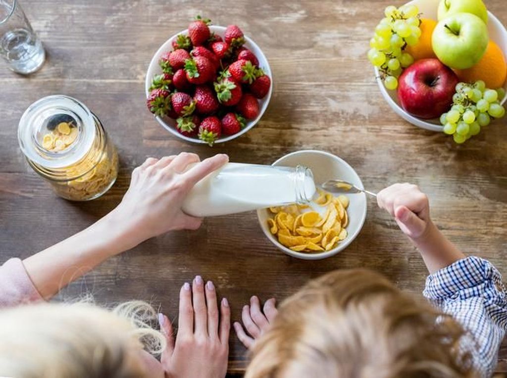 5 Trik Ini Bisa Bikin si Kecil Suka Makanan Sehat 5 Trik Ini Bisa Bikin si Kecil Suka Makanan Sehat