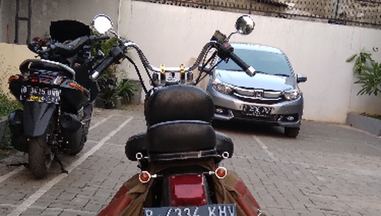 Suzuki Thunder modifikasi. Foto Mochamad Leksono Sidi