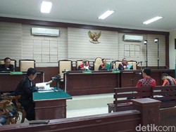 Jalani Sidang Pledoi, Wali Kota Blitar Bantah Terima Suap Rp 1,5 M