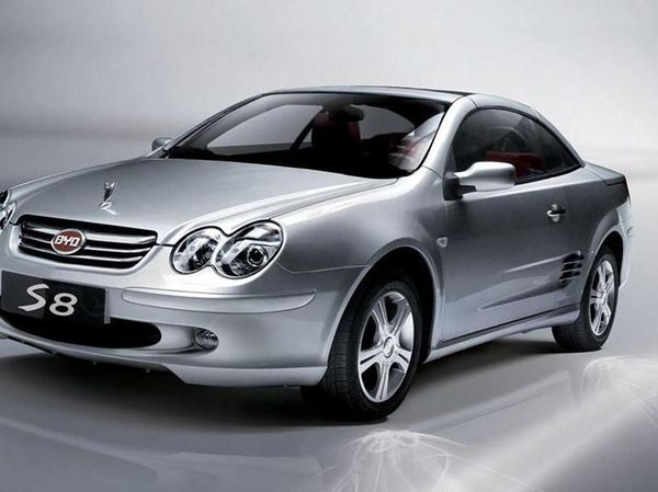 Deretan Mobil Mewah Hasil Jiplakan China