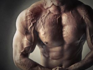 Tonjolan Urat Usai Olahraga Seperti di Pelipis Sandi Uno, Berbahaya?