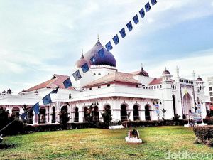 Foto-foto Penang, Tempat Berobatnya Arifin Ilham