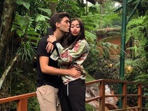 Hamil, Aura Kasih Tetap Jalankan Promo Om PSP: Gaya Mahasiswa