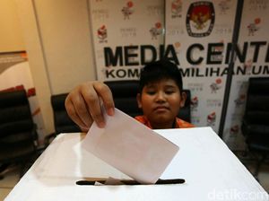 Tonton Sekarang! Deg-degan Jelang Hari H Pencoblosan Tonton Sekarang! Deg-degan Jelang Hari H Pencoblosan
