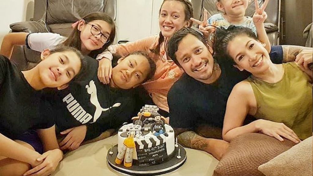 Akrab Banget, 7 Foto Kebersamaan Kelima Putri Tora Sudiro Akrab Banget, 7 Foto Kebersamaan Kelima Putri Tora Sudiro