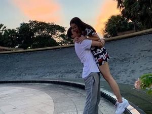 Kesal Rumah Tangganya Diributkan, Aura Kasih: Terserah Gue Lah! Kesal Rumah Tangganya Diributkan, Aura Kasih: Terserah Gue Lah!