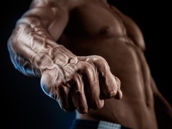 Heboh Tonjolan Urat di Pelipis Sandiaga Uno, Dokter Jelaskan Kemungkinannya