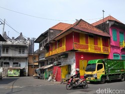 Revitalisasi Jalan Panggung Surabaya Dikecam Pemerhati, Kenapa Ya?