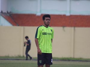 Dua Wajah Baru Ikuti Latihan Perdana Persebaya