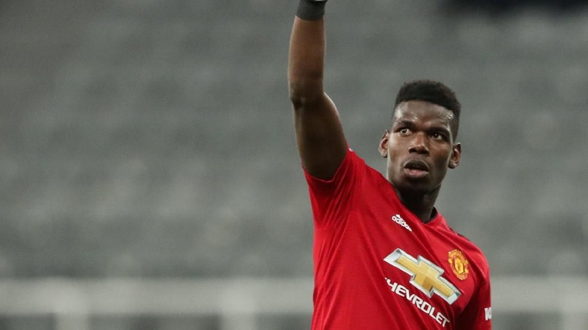 Paul Pogba sudah fit dan berpeluang main melawan Tottenham Hotspur (Foto: Scott Heppell/Reuters)