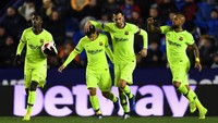 Berbekal gol tandang, Barcelona akan gantian menjamu Levante pada pertandingan leg kedua di Camp Nou, 17 Januari mendatang. Foto: David Ramos/Getty Images