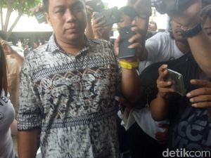 Penuhi Panggilan Wajib Lapor, Avriellia Shaqqila Hanya Bungkam