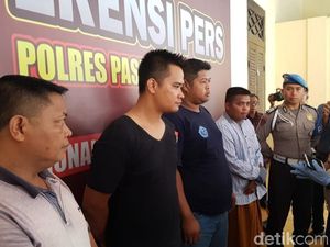 Sebar Hoax BCA Pandaan Dirampok, 4 Orang Jadi Tersangka Sebar Hoax BCA Pandaan Dirampok, 4 Orang Jadi Tersangka