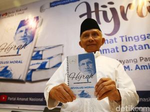 Revolusi Moral Amien Melawan Revolusi Mental Jokowi