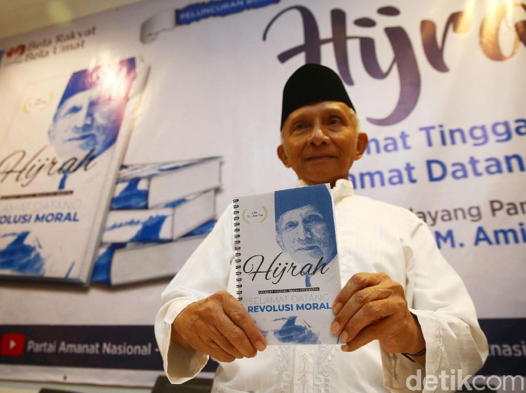Buat Buku Revolusi Moral, Amien Rais Ingin Akhiri Revolusi Mental Jokowi Buat Buku Revolusi Moral, Amien Rais Ingin Akhiri Revolusi Mental Jokowi