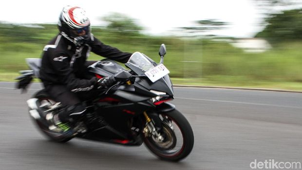 Honda CBR250RR