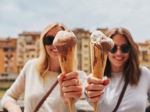 Toko Es Krim Ini Didenda Rp 32 Juta Karena Beri Harga Mahal Untuk Turis Asing