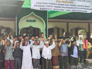 Tolak Ada Kampanye, 1.000 Tempat Ibadah di Jakbar Dipasangi Spanduk Tolak Ada Kampanye, 1.000 Tempat Ibadah di Jakbar Dipasangi Spanduk