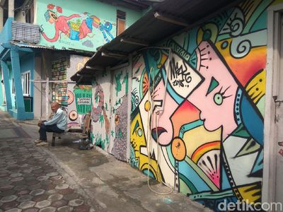 Potret Desa Kumuh di Aceh yang Kini Penuh Mural