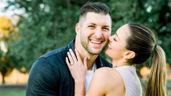 Miss Universe 2017 Dilamar Atlet Ganteng, Mantan Pacar Miss Universe 2012