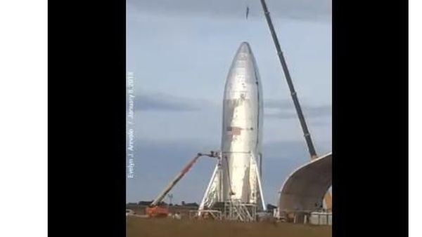Penampakan Calon Roket Terkuat Sejagat Punya SpaceX