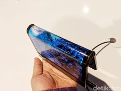 Ponsel Layar Lipat Akan Meledak di Tahun 2025 Ponsel Layar Lipat Akan Meledak di Tahun 2025