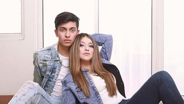 Seperti Kakak Adik, 6 Momen Kebersamaan Sarah Azhari dengan Anak