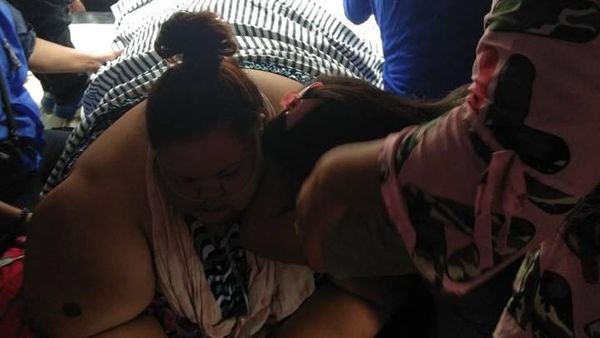 Evakuasi Wanita 350 Kg: Ditandu 20 Orang, Dibawa Pikap
