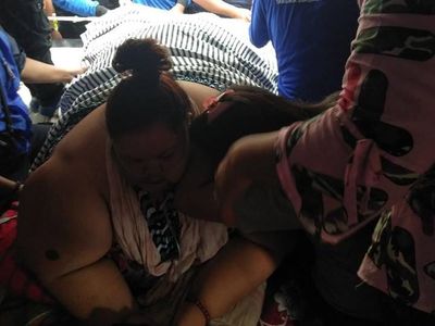 Evakuasi Wanita 350 Kg: Ditandu 20 Orang, Dibawa Pikap
